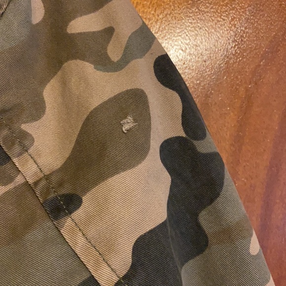 Gently Used Coat - Picture 3 of 4